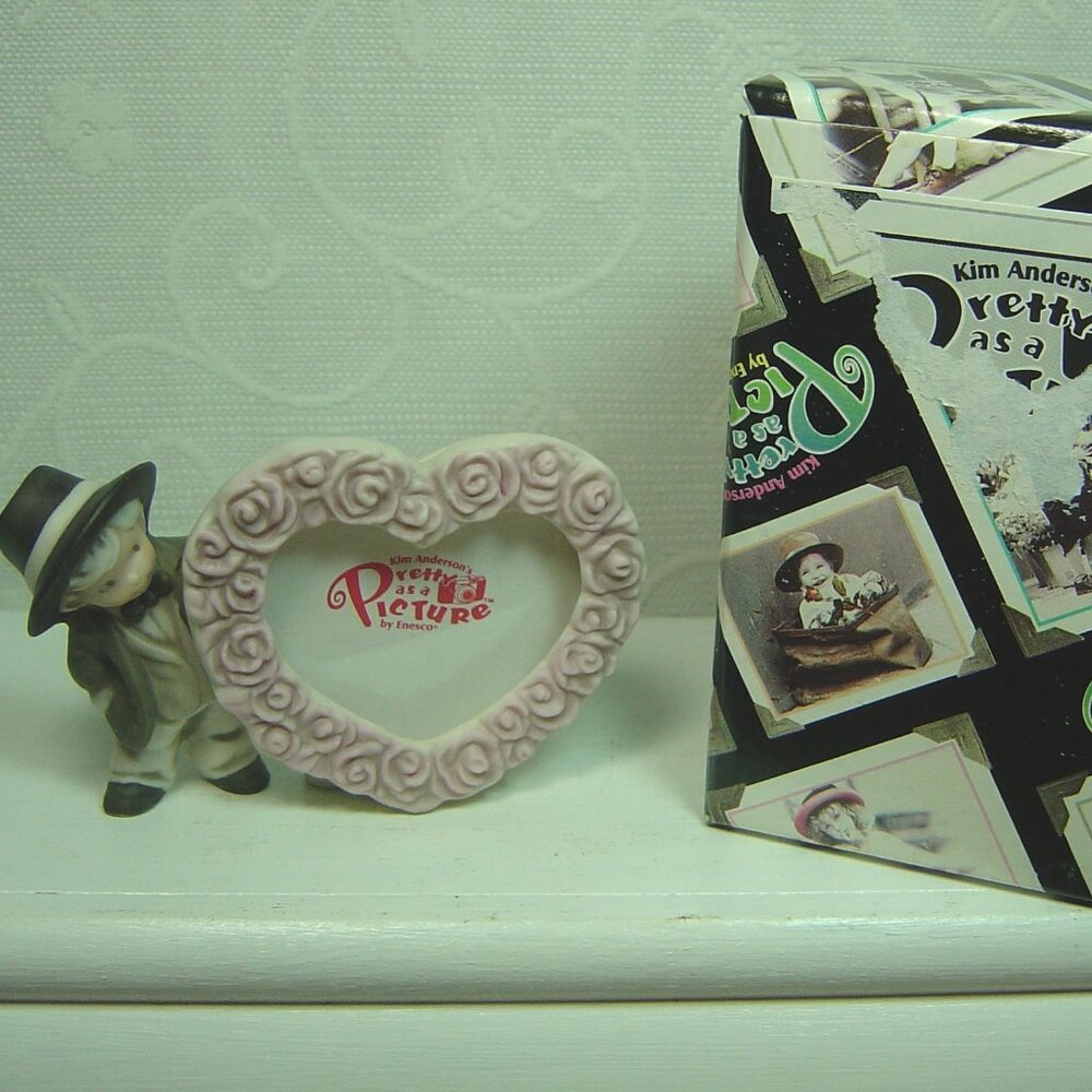 Kim Anderson Pretty as a Picture photo frame-boy with heart